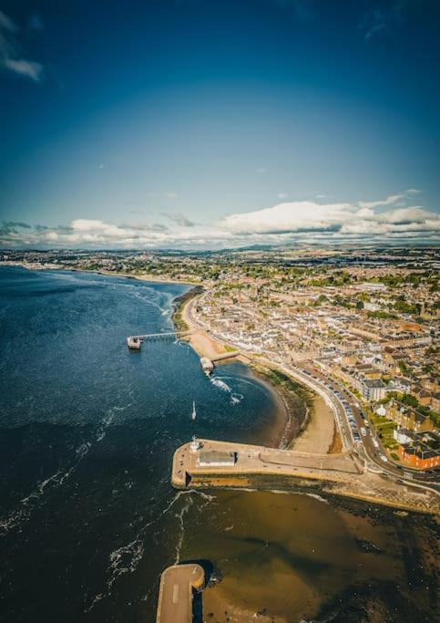 Broughty Ferry Riverview Apt -3 Bedroom -Sleeps 6 Dış mekan fotoğraf